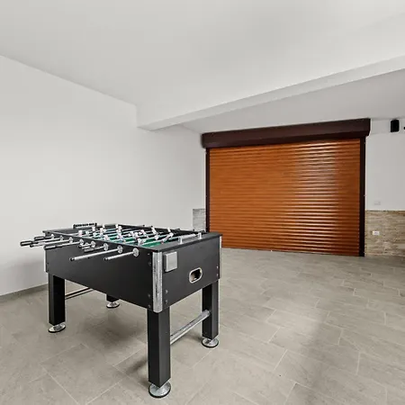 Markulin Near Medulin For 8 People Only 2km From The - Pet Friendly Villa *
