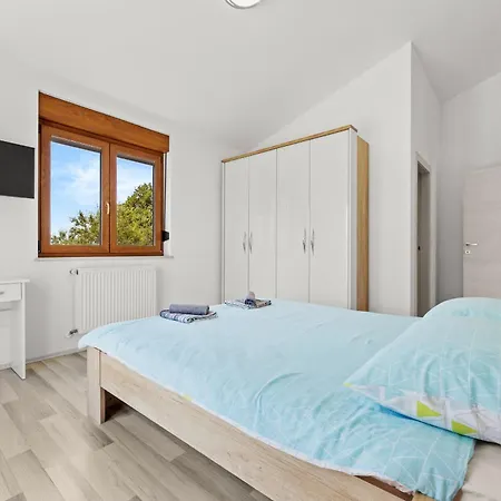 Markulin Near Medulin For 8 People Only 2km From The - Pet Friendly *