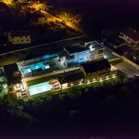 Markulin Near Medulin For 8 People Only 2km From The Villa Sisan