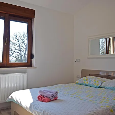Markulin Near Medulin For 8 People Only 2km From The Villa Sisan
