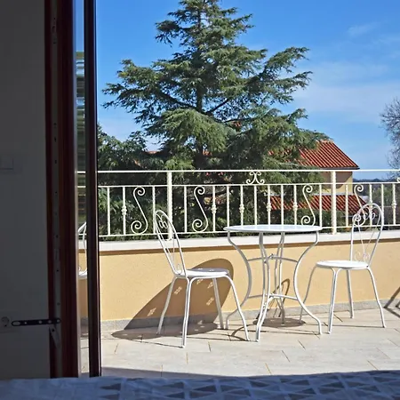 Markulin Near Medulin For 8 People Only 2km From The Villa Sisan