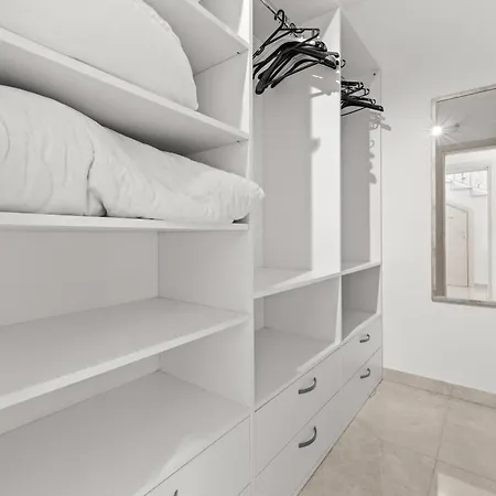 Markulin Near Medulin For 8 People Only 2km From The - Pet Friendly ヴィラ *